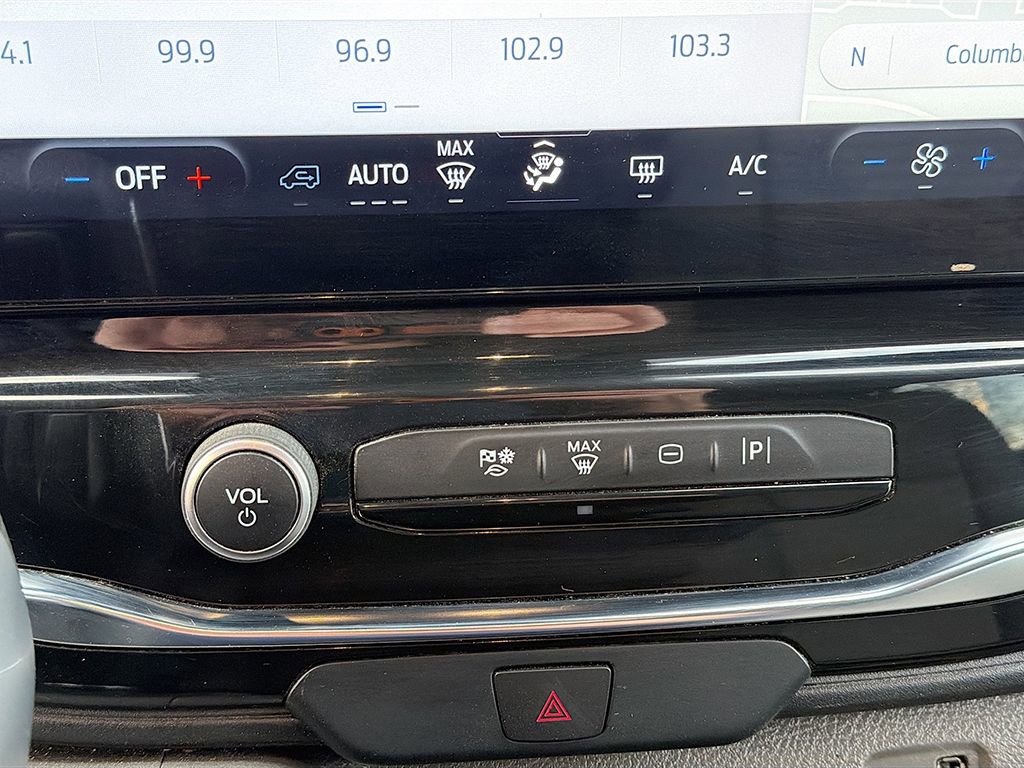 Used 2023 Ford Transit 350 XLT image 34