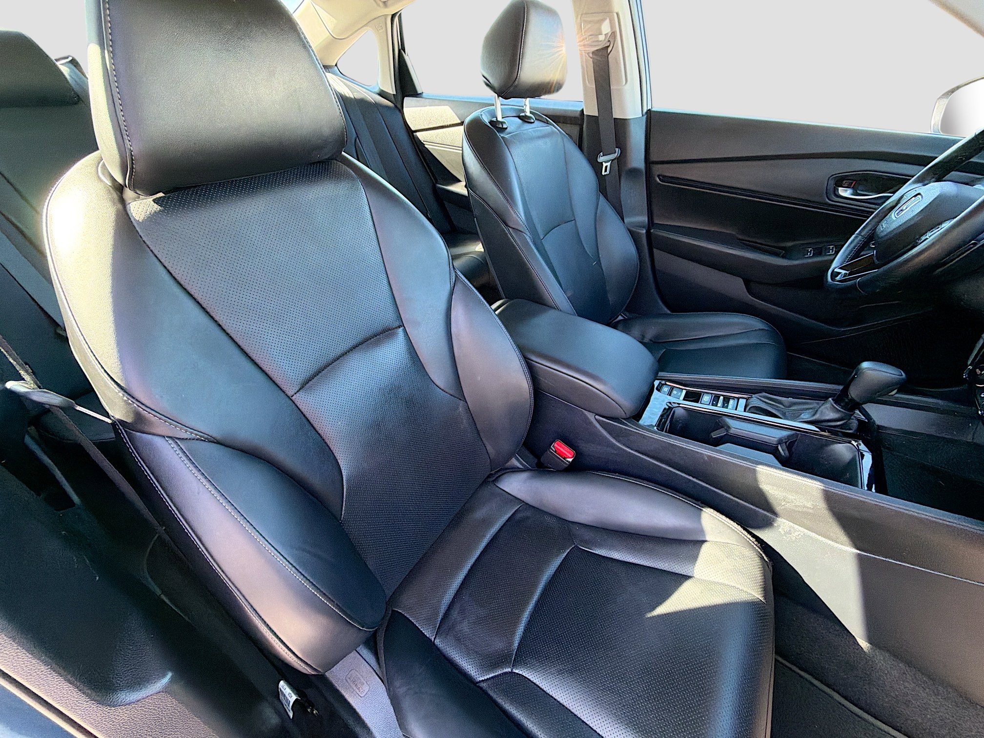 Used 2024 Honda Accord EX-L image 13