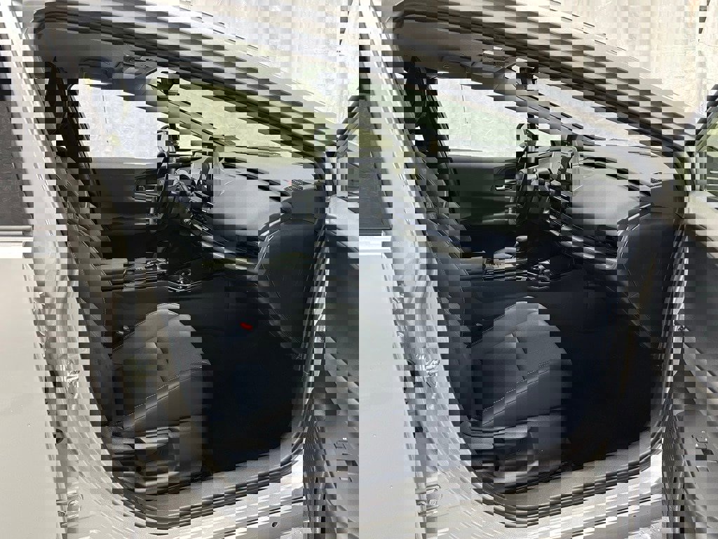 Used 2025 Toyota Prius XLE image 59