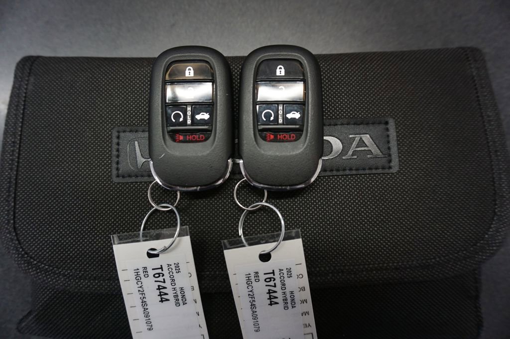 Used 2025 Honda Accord Sport image 17