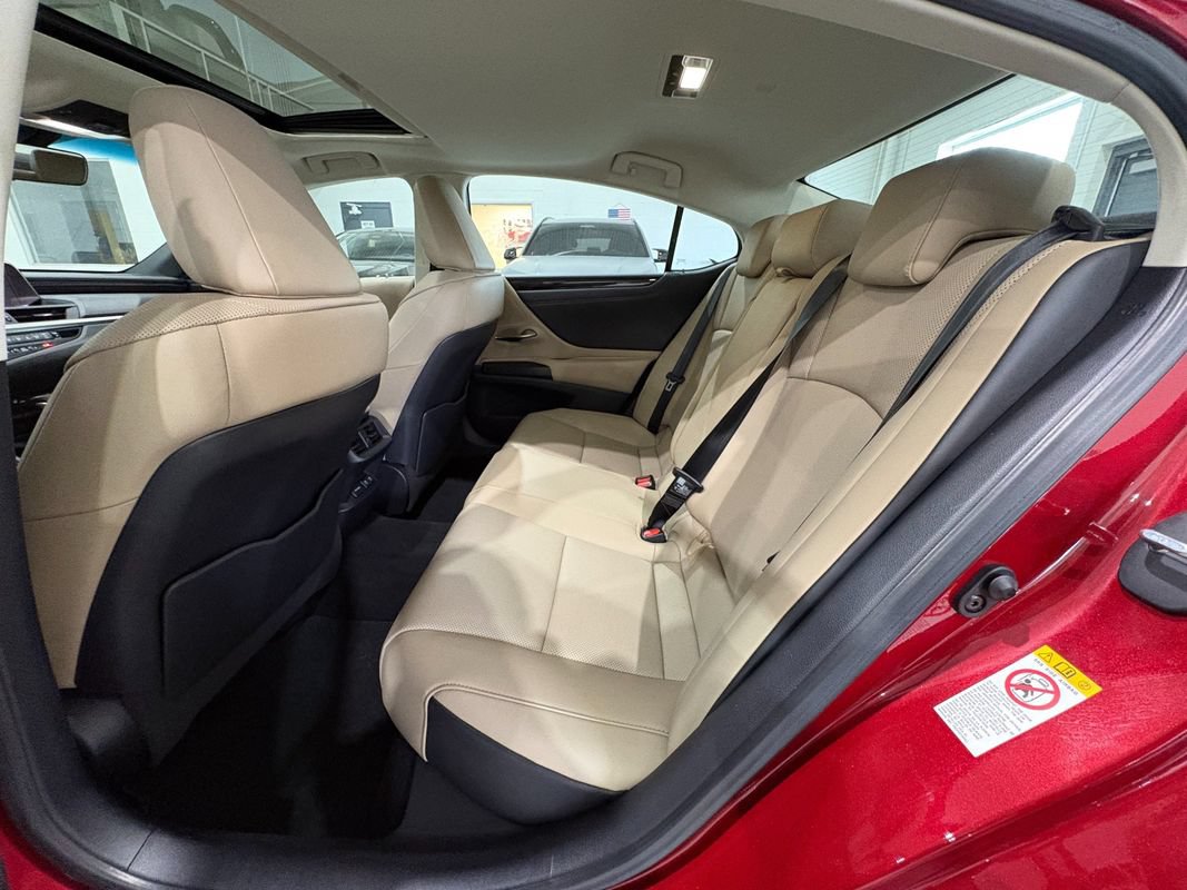 Used 2019 Lexus ES 350 w/ Premium Package FWD image 44
