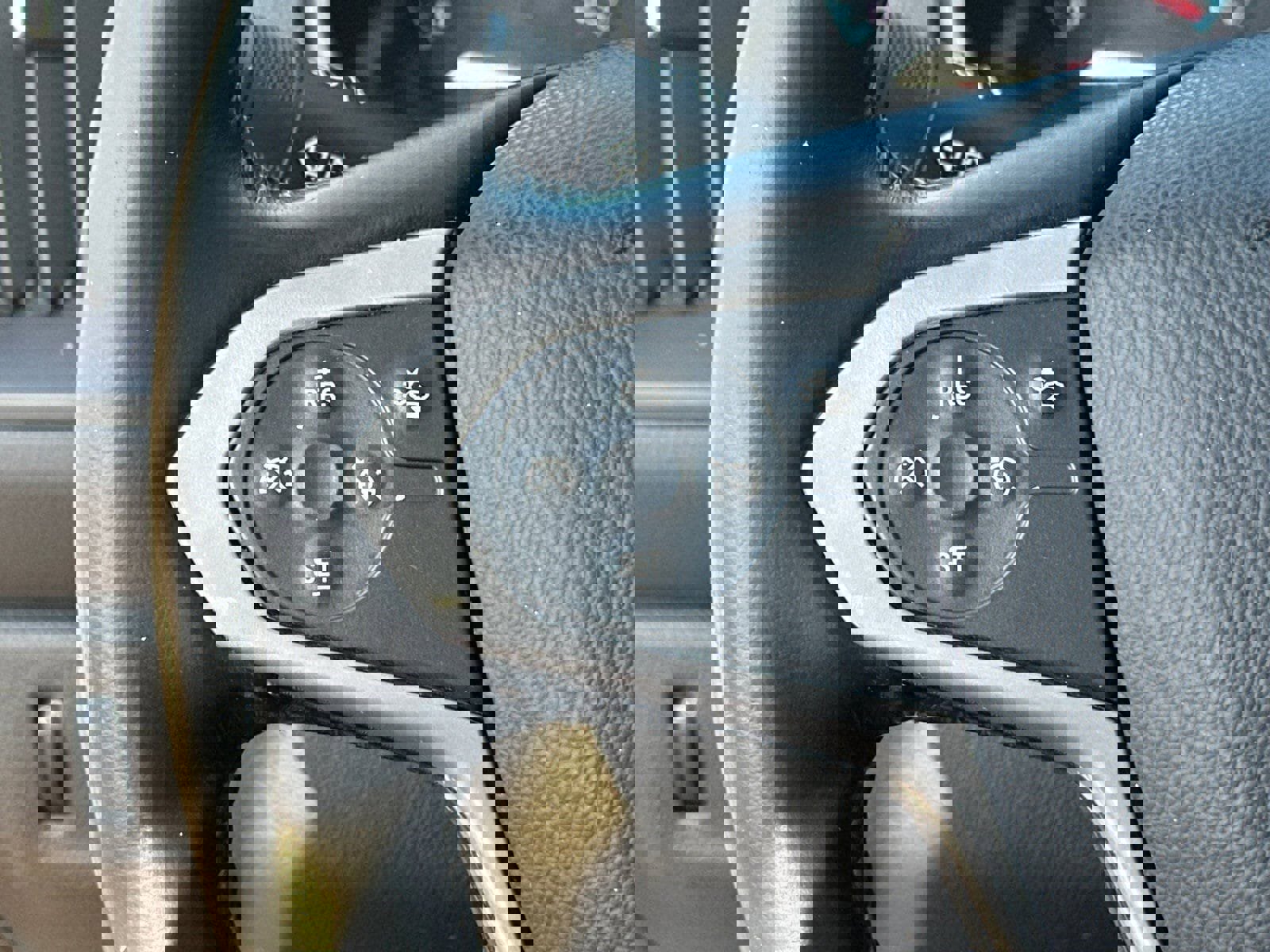 Used 2022 Chevrolet Colorado LT w/ Fleet Safety Package image 24