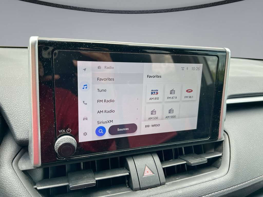 Used 2025 Toyota RAV4 XLE FWD image 23
