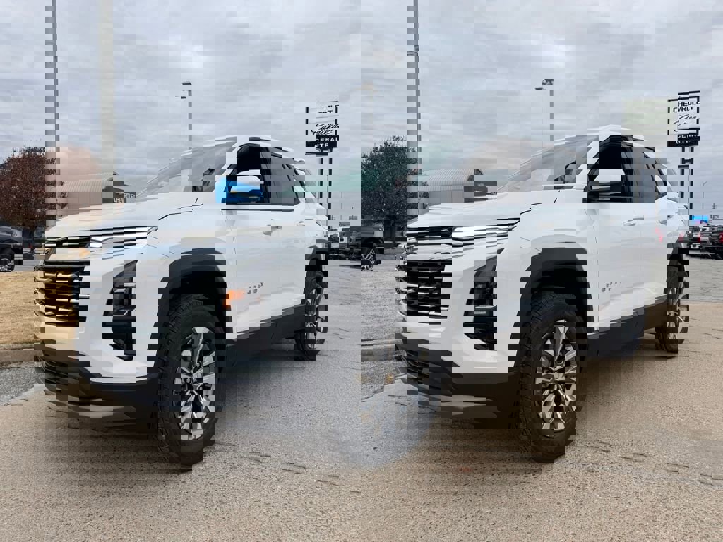 New 2026 Chevrolet Equinox LT w/ Safety and Technology Package image 1