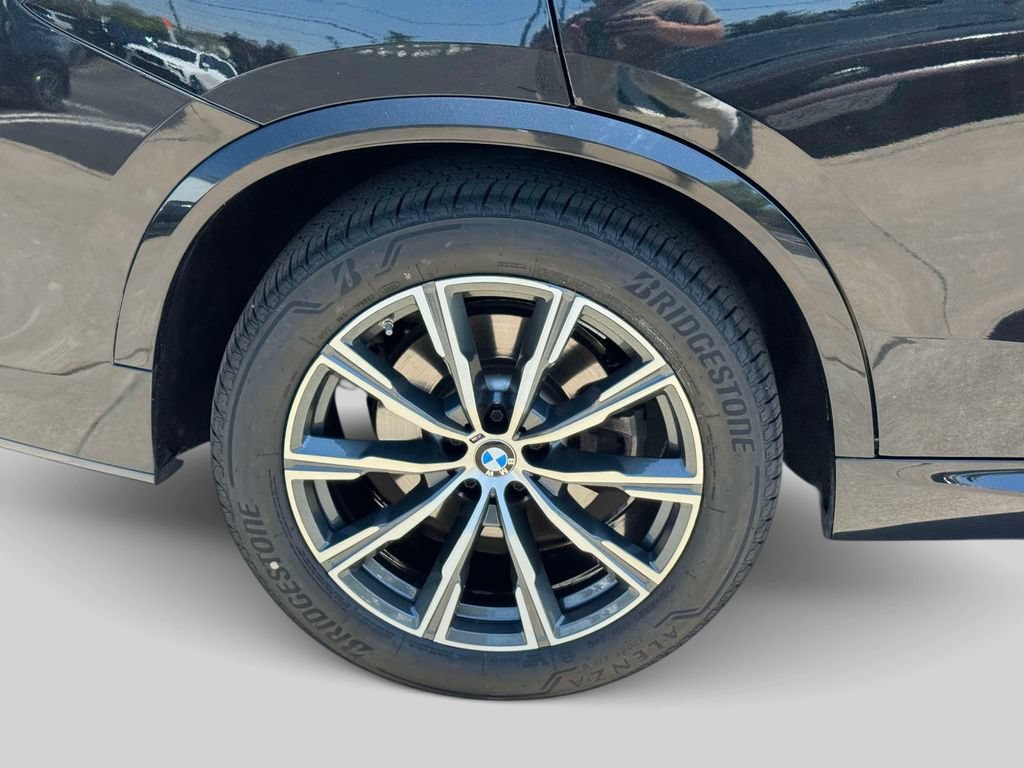 Certified 2023 BMW X5 xDrive40i w/ M Sport Package AWD/4WD image 9