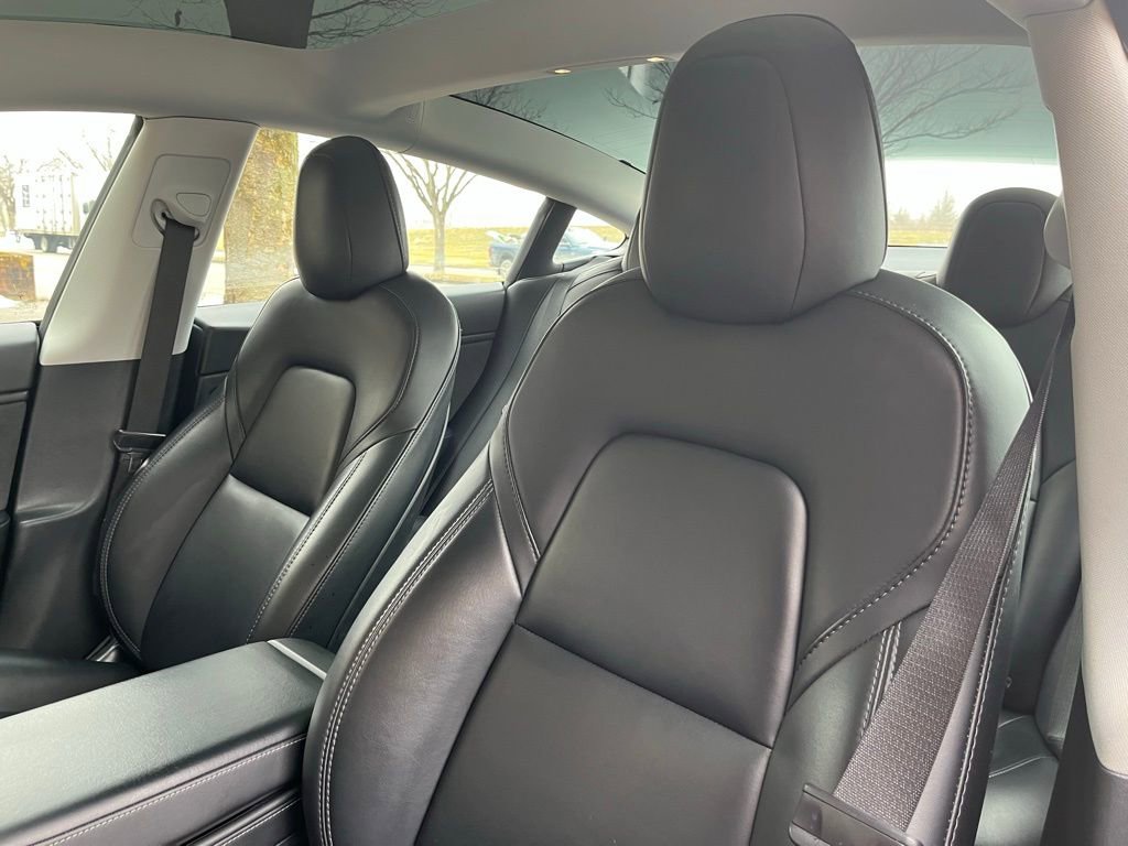 Used 2021 Tesla Model 3 Long Range image 22
