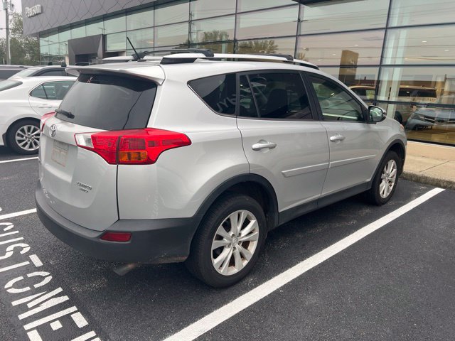 Used 2013 Toyota RAV4 Limited AWD/4WD image 4