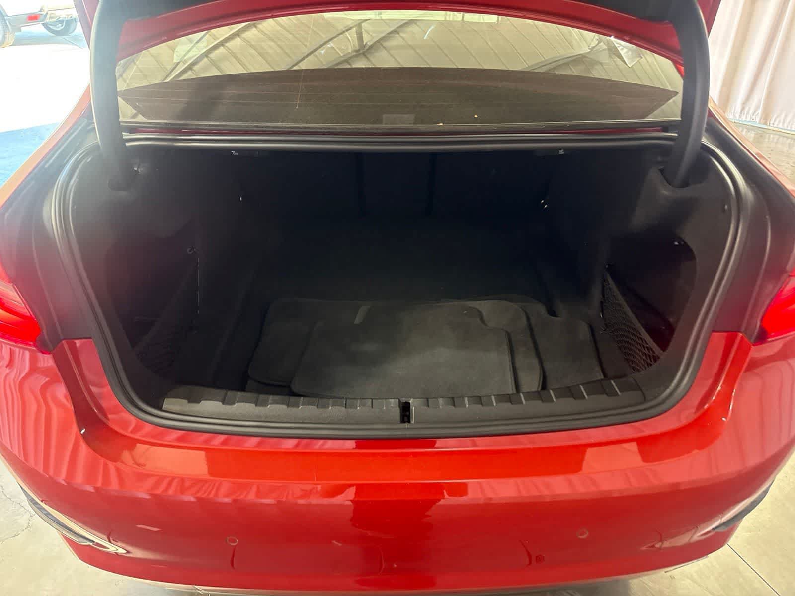 Used 2019 BMW 330i Sedan RWD image 15