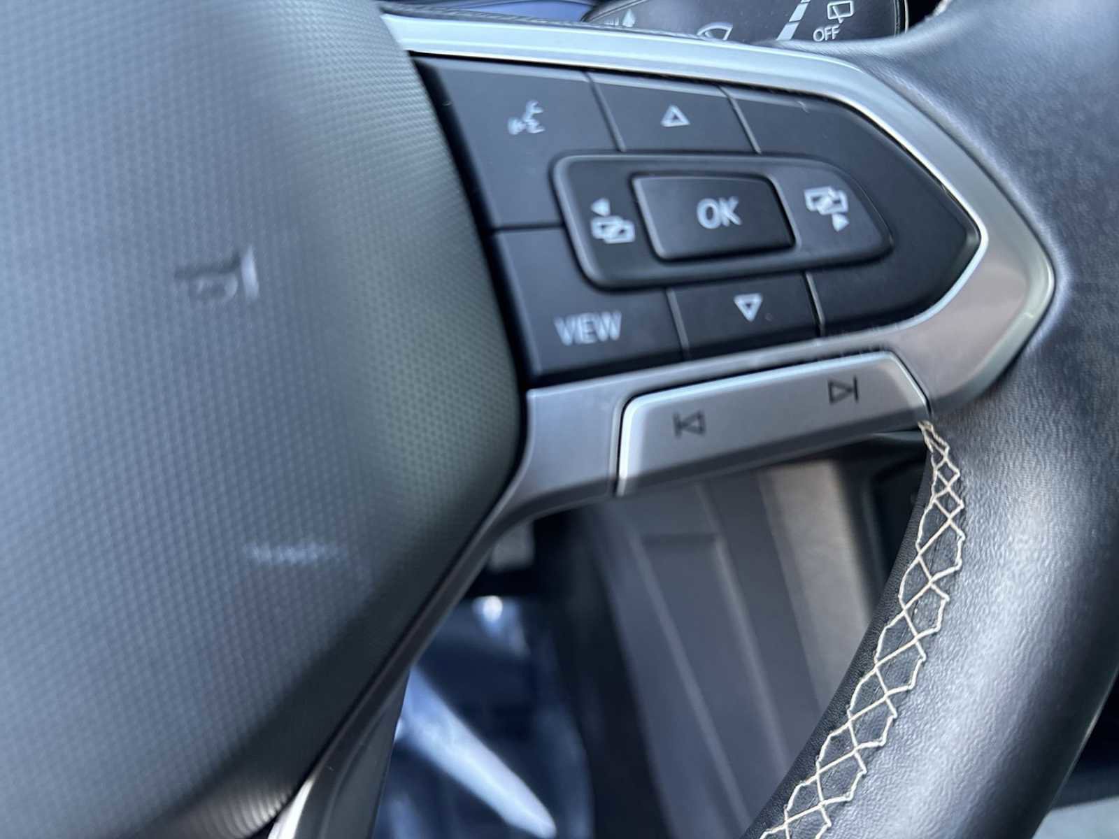 Used 2022 Volkswagen Taos SE image 23