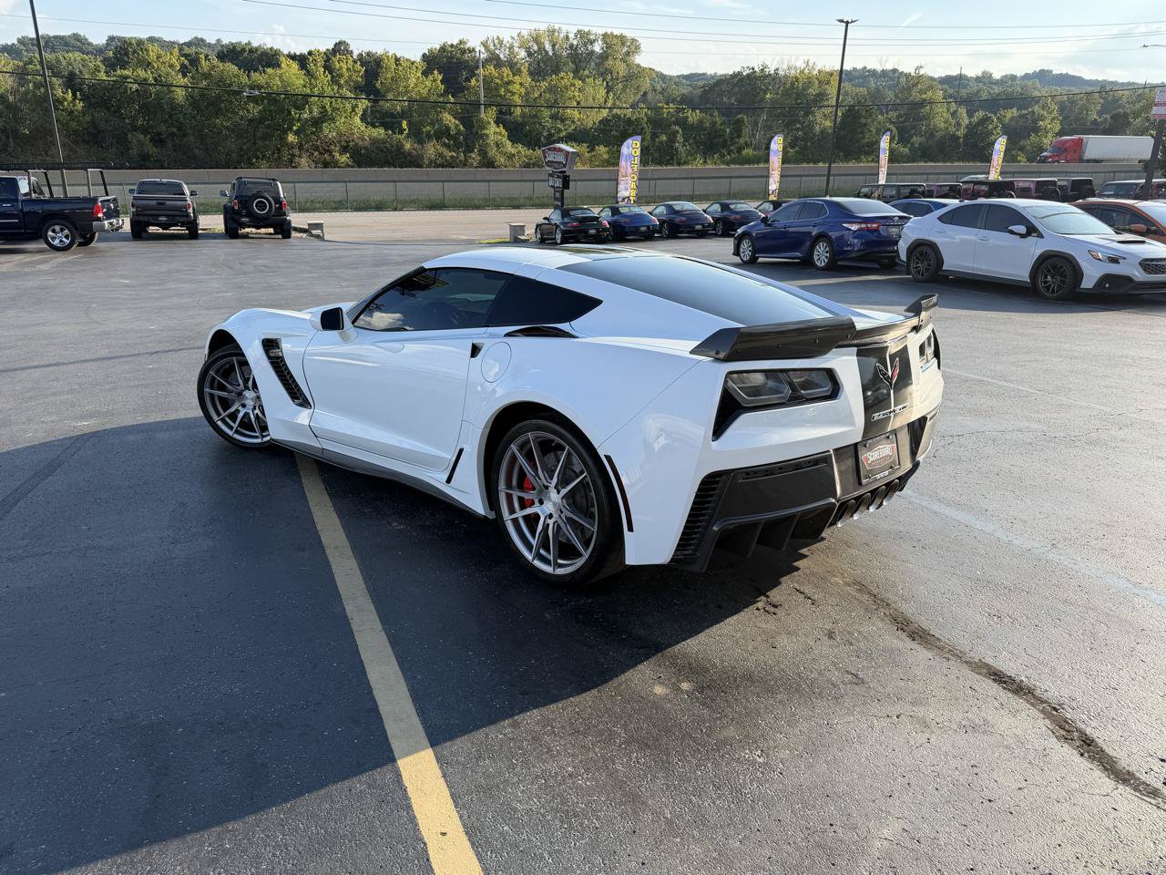 Used 2016 Chevrolet Corvette Z06 w/ 2LZ Preferred Equipment Group RWD image 5
