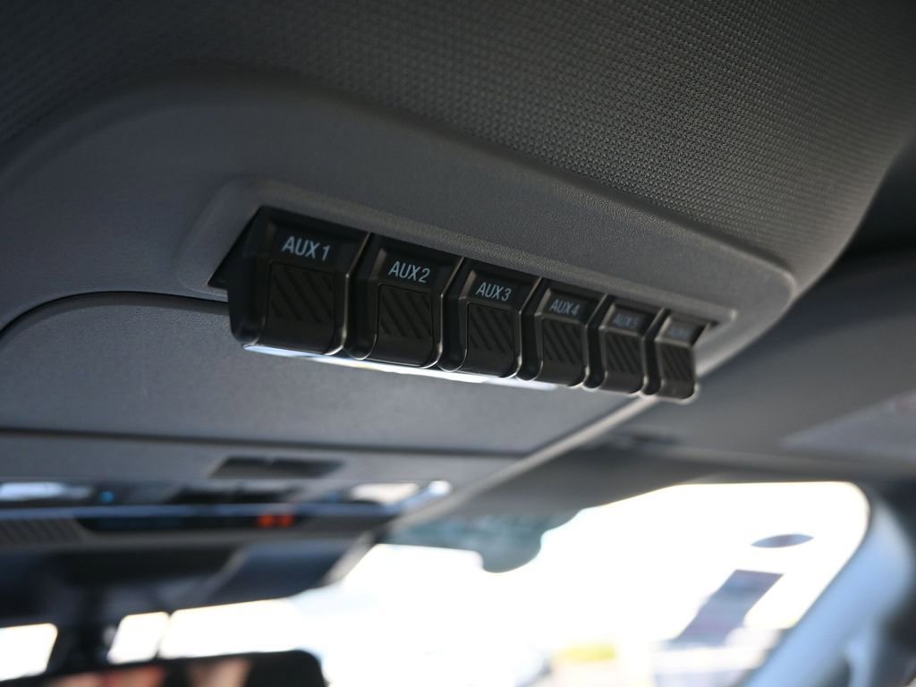 New 2025 Ford F350 Lariat w/ Lariat Ultimate Package image 25