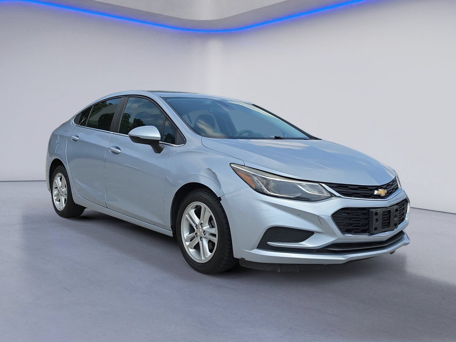 Used 2018 Chevrolet Cruze LT w/ Convenience Package FWD image 7