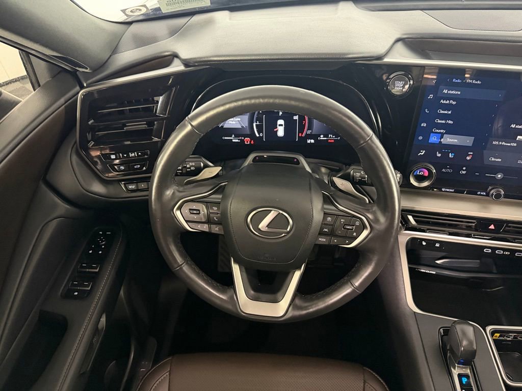 Used 2024 Lexus TX 350 AWD w/ Captains Chair Package image 16
