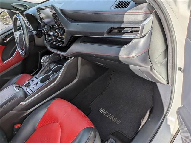 Used 2021 Toyota Highlander XSE image 24
