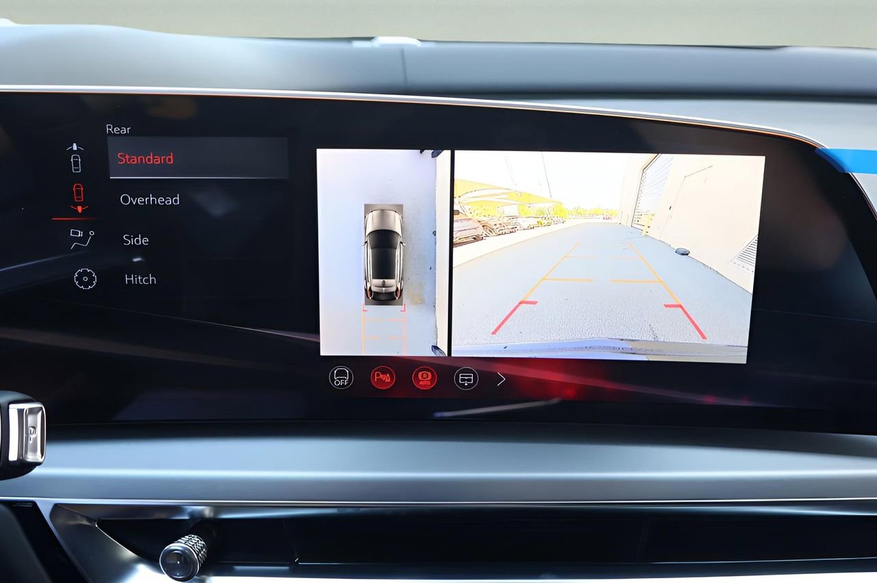 New 2026 Cadillac Lyriq V w/ Exterior Carbon Fiber Package image 25