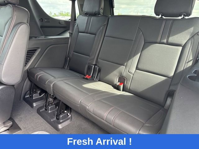 Used 2022 Chevrolet Tahoe RST w/ Luxury Package RWD image 4