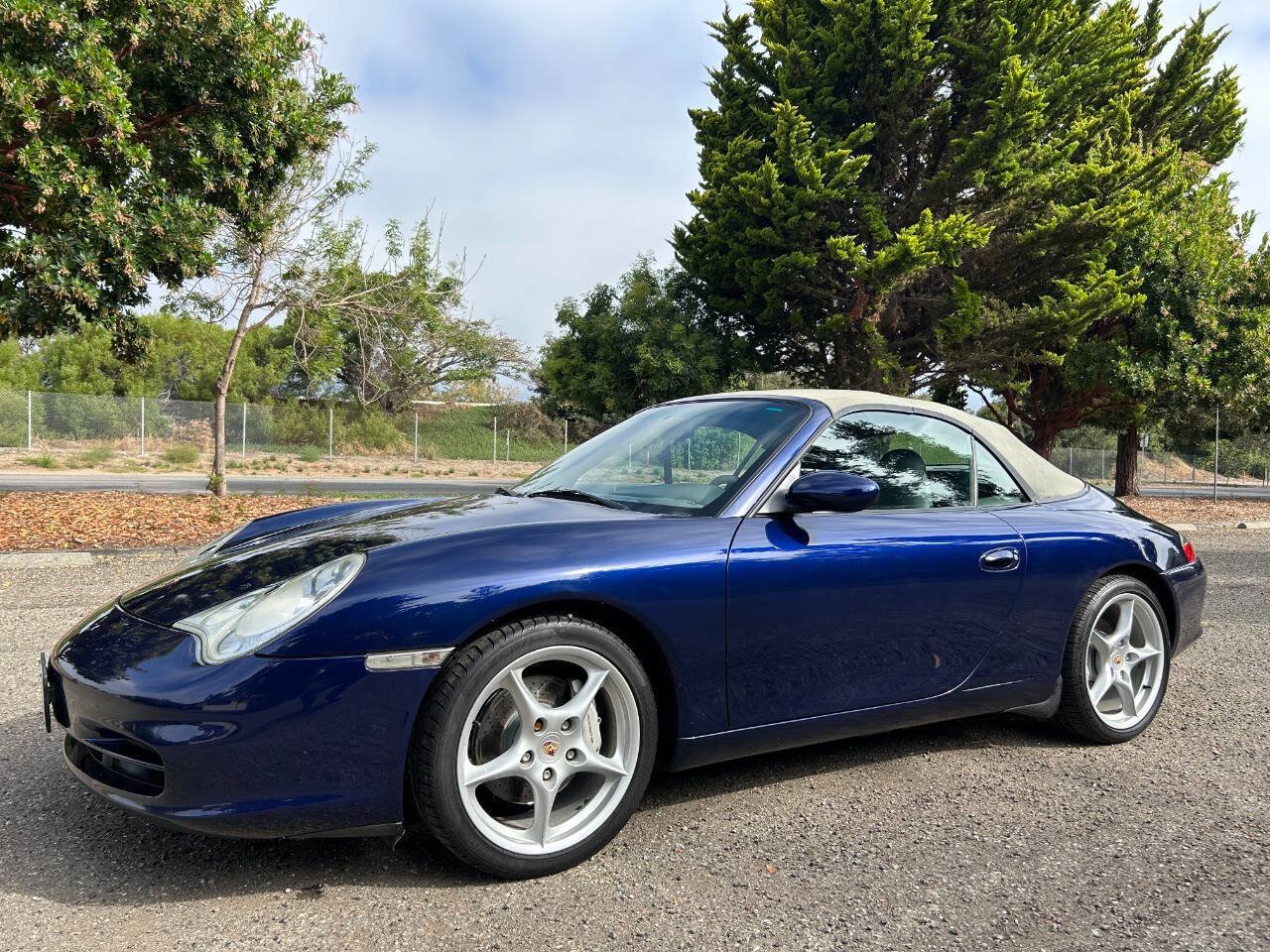 Used 2003 Porsche 911 Carrera 4 AWD/4WD image 5