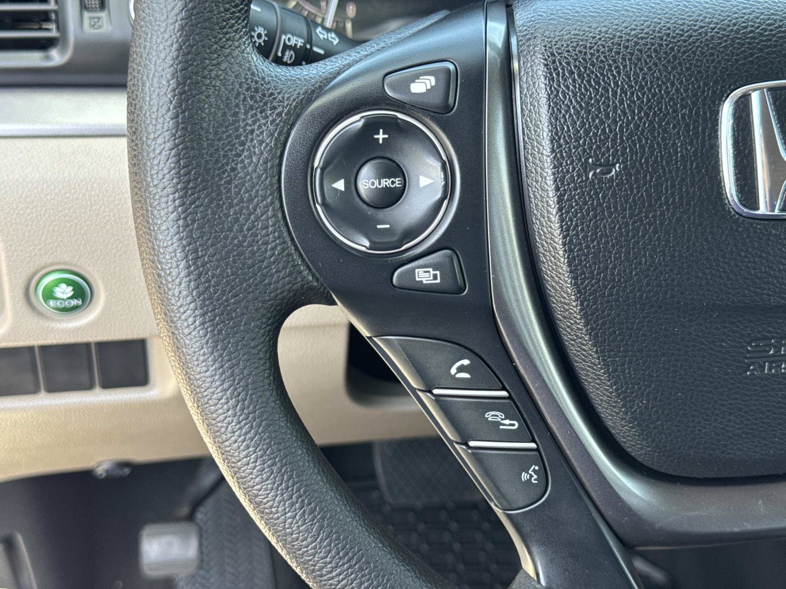 Certified 2017 Honda Pilot EX image 11