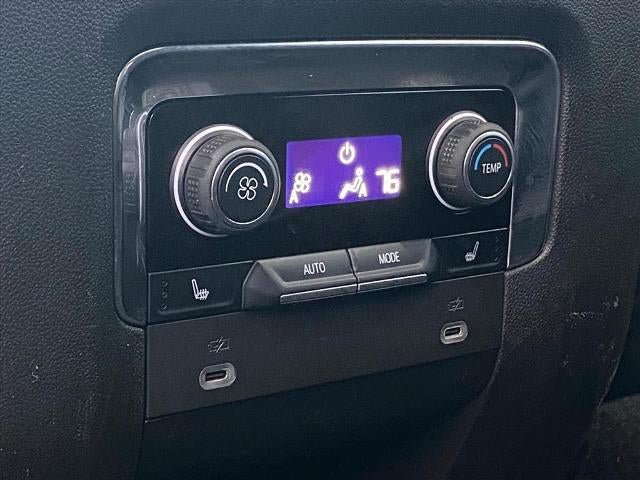 Used 2022 Chevrolet Suburban High Country AWD/4WD image 26