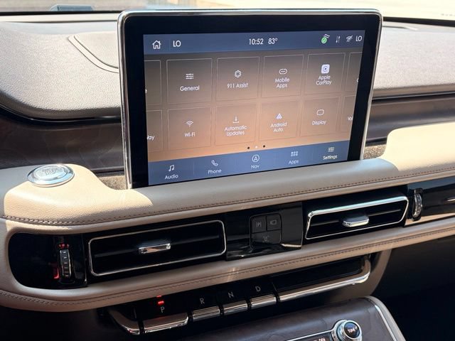 Used 2024 Lincoln Aviator Reserve w/ Equipment Group 201A AWD/4WD image 16