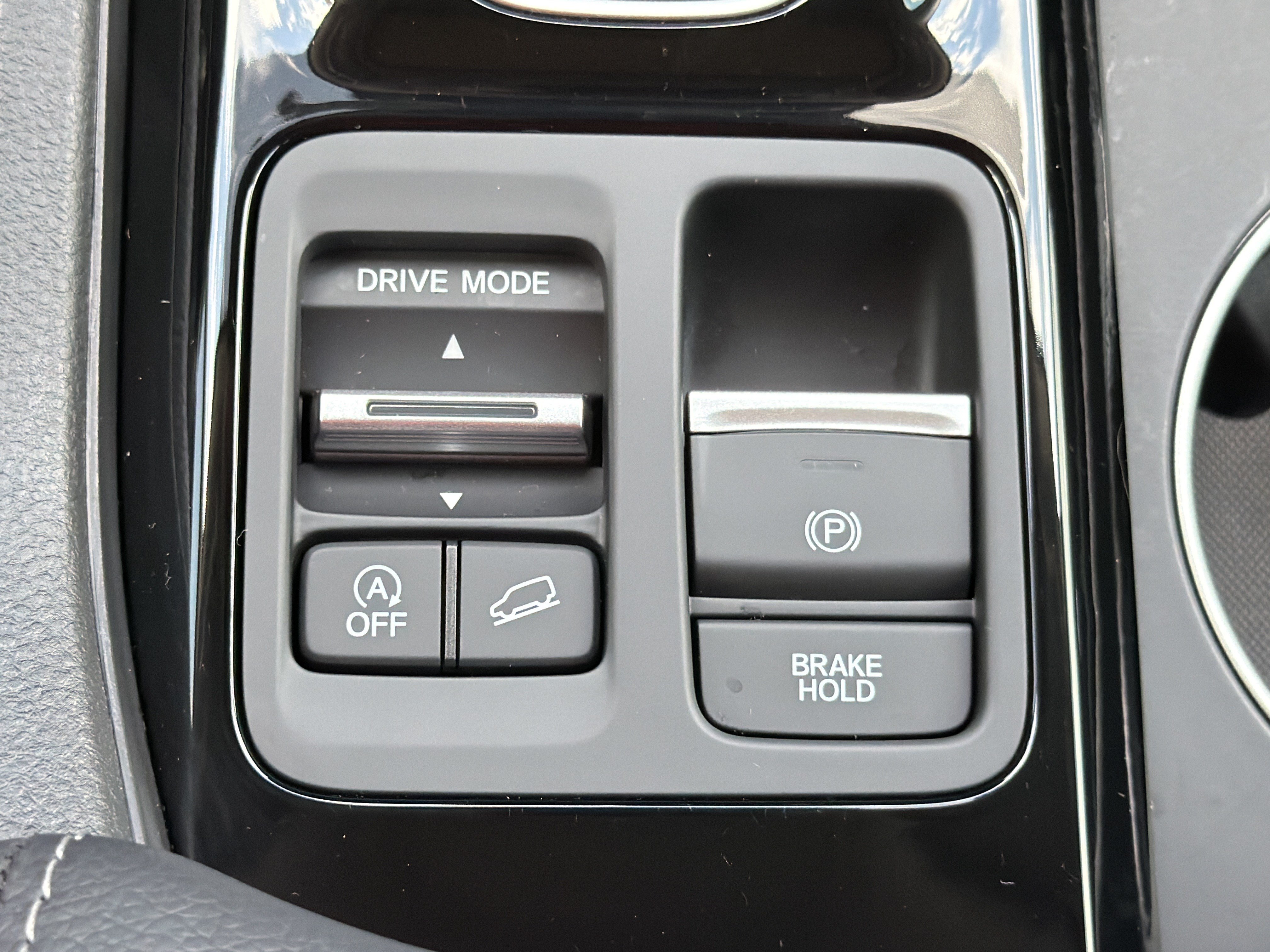 Used 2023 Honda Pilot Touring image 10