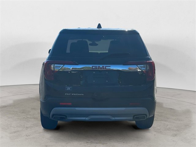 Used 2023 GMC Acadia SLE image 4