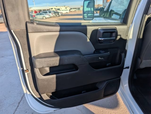 Used 2018 Chevrolet Silverado 3500 W/T AWD/4WD image 22