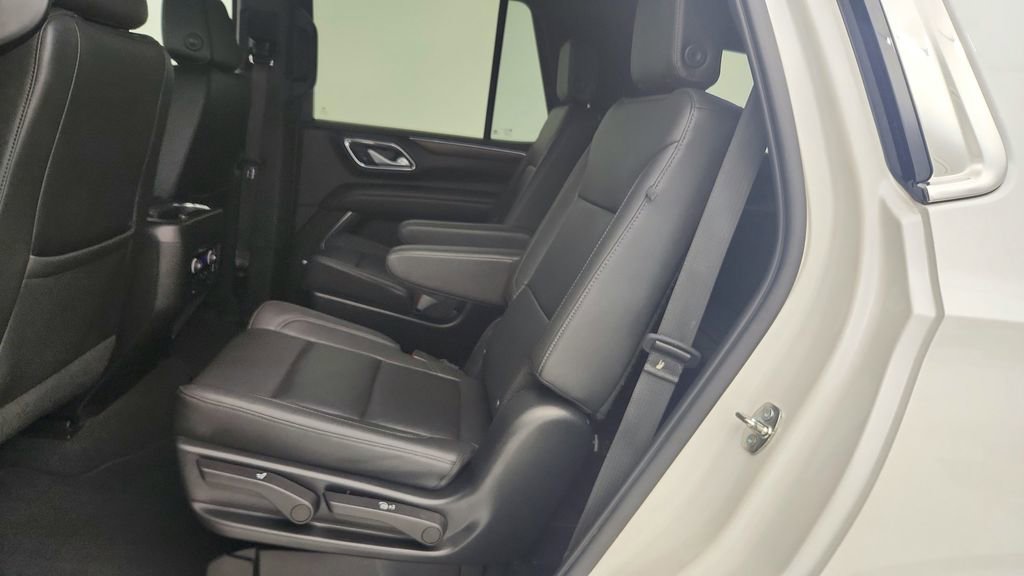 Used 2022 Chevrolet Tahoe LT w/ Luxury Package image 26