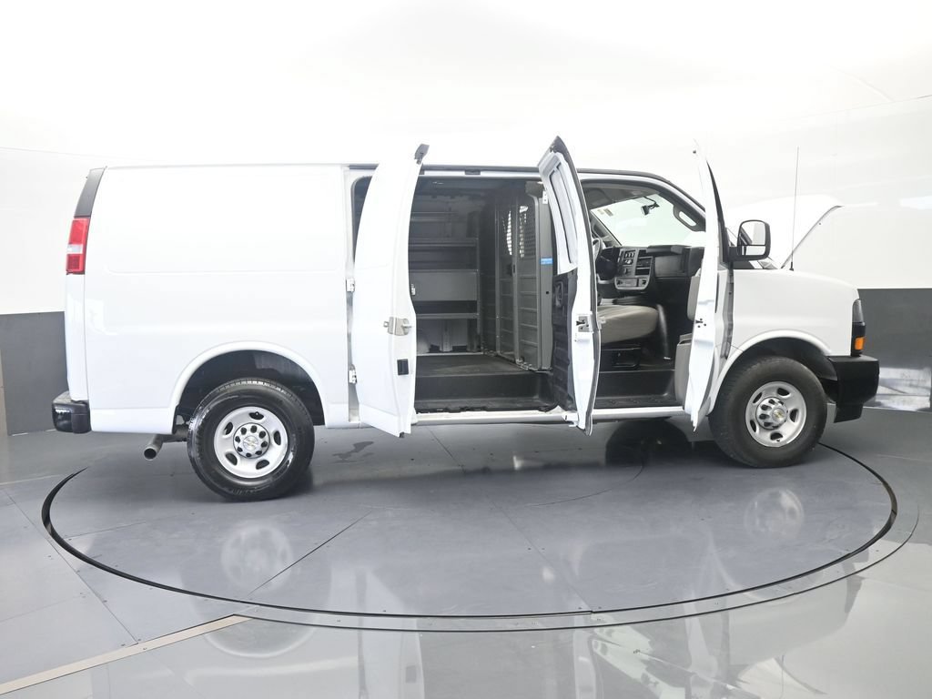 Used 2024 Chevrolet Express 2500 w/ Driver Convenience Package RWD image 65