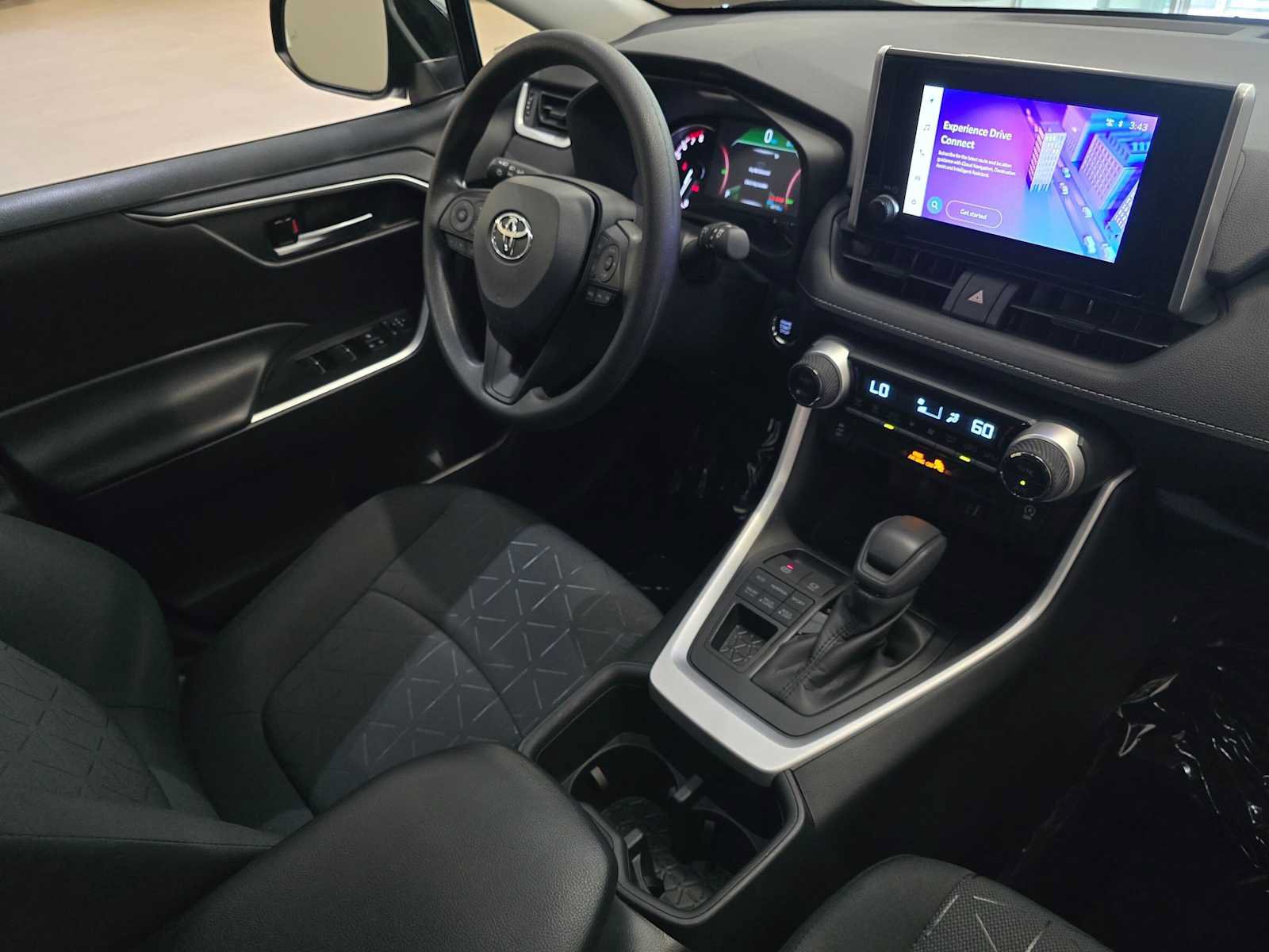 Certified 2025 Toyota RAV4 XLE AWD/4WD image 29