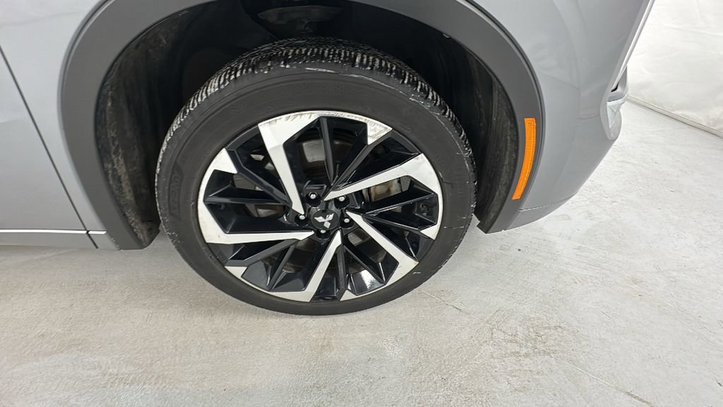 Used 2022 Mitsubishi Outlander SEL image 9