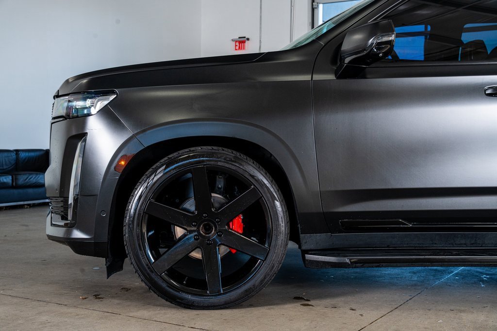 Used 2021 Cadillac Escalade Sport w/ Driver Assist Tech Package image 9