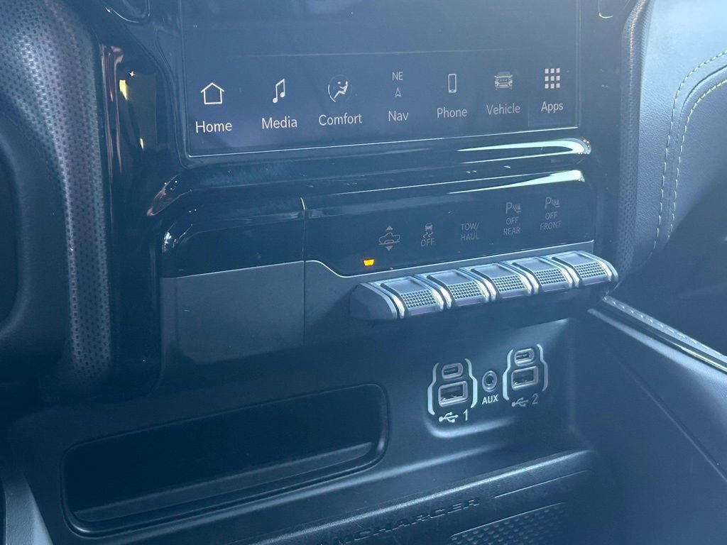 Used 2022 RAM 1500 Limited w/ Body Color Bumper Group image 39