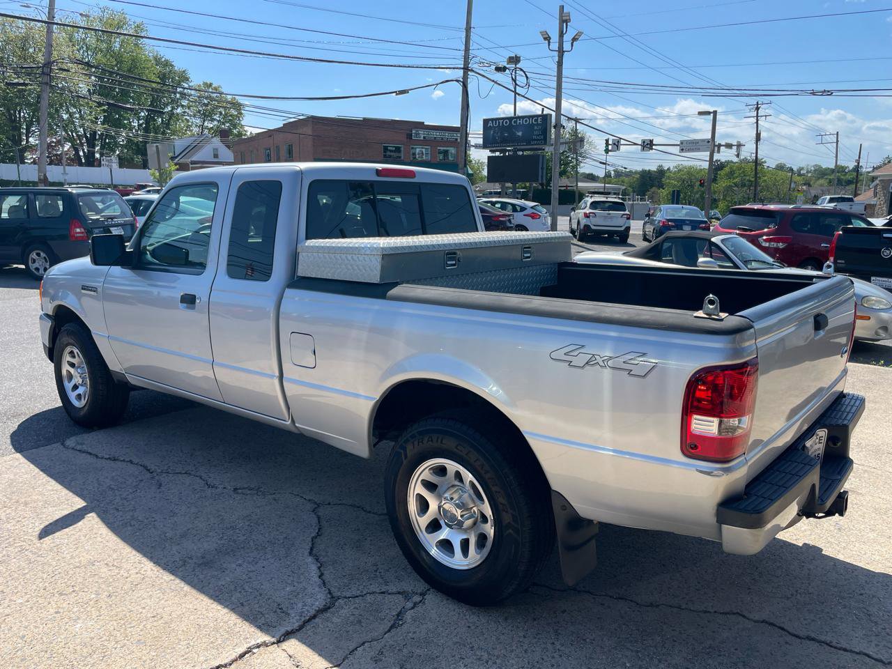 Used 2011 Ford Ranger XLT w/ Bright Trim Group AWD/4WD image 10