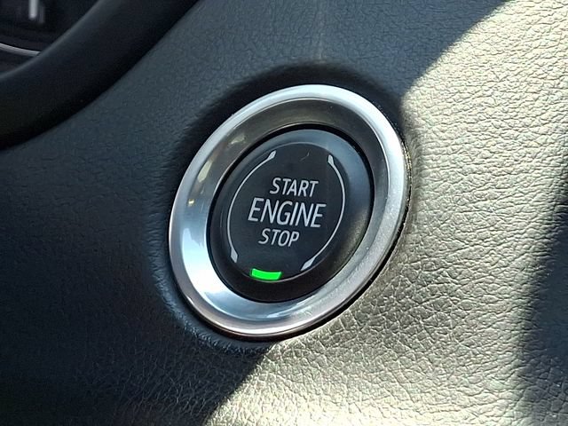 Used 2021 Cadillac XT4 Sport AWD/4WD image 25