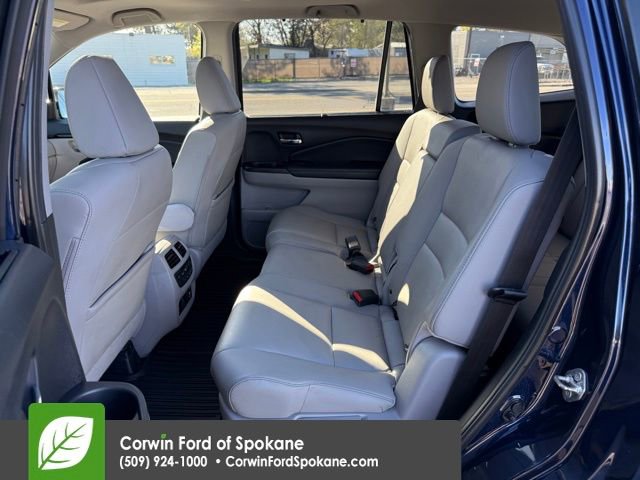 Used 2019 Honda Pilot Touring image 11