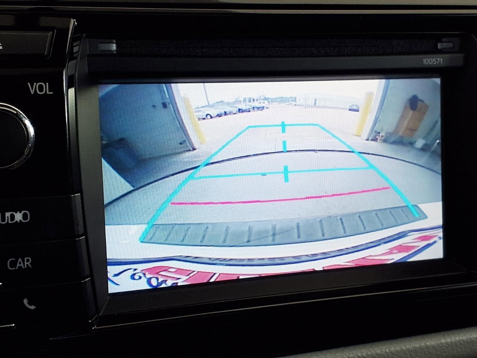 Used 2016 Toyota Corolla LE FWD image 24