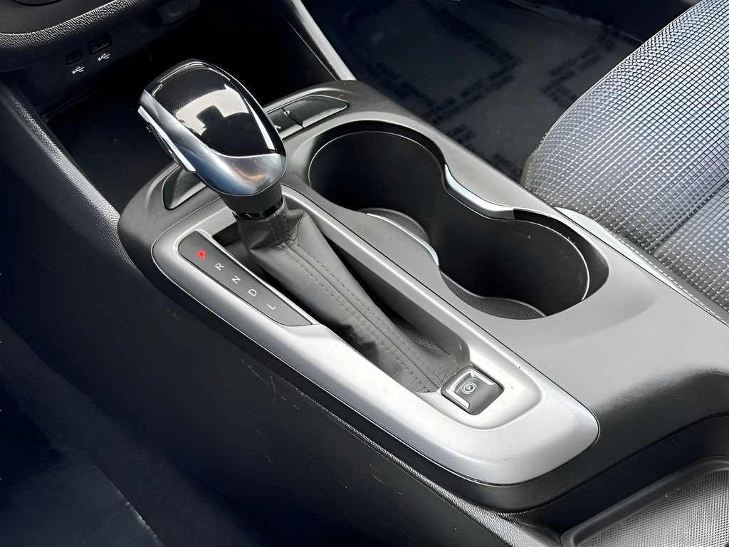 Used 2024 Buick Envista Preferred w/ Convenience I Package FWD image 68