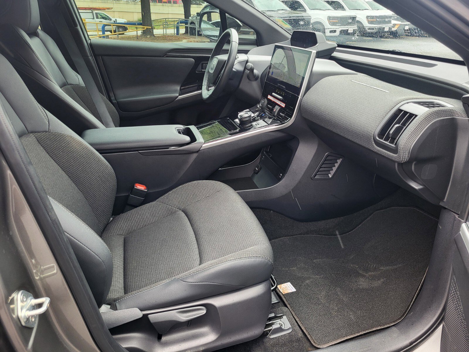 Used 2024 Toyota bZ4X AWD image 12