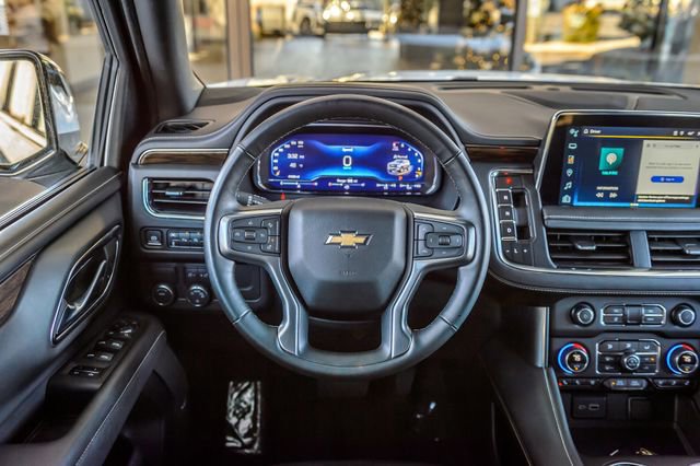 Used 2023 Chevrolet Suburban Premier image 39