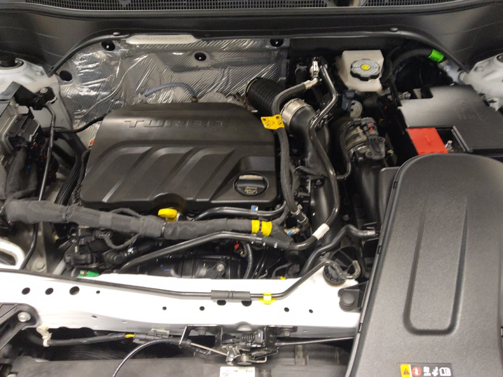 Used 2025 Chevrolet Trax LS FWD image 30