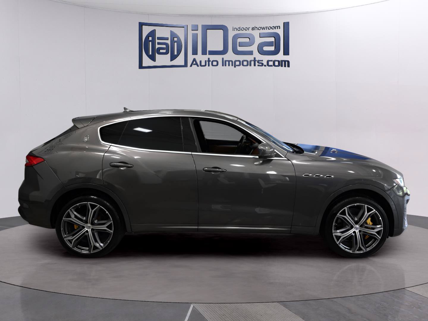 Used 2019 Maserati Levante GTS AWD/4WD image 6