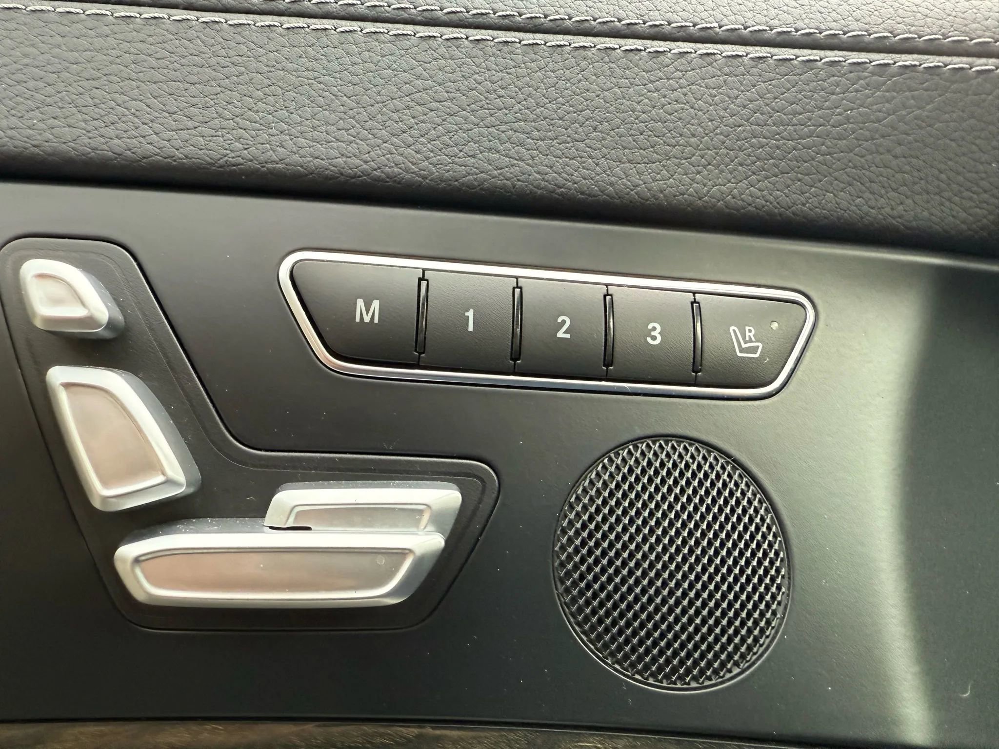 Used 2017 Mercedes-Benz SL 450 image 38