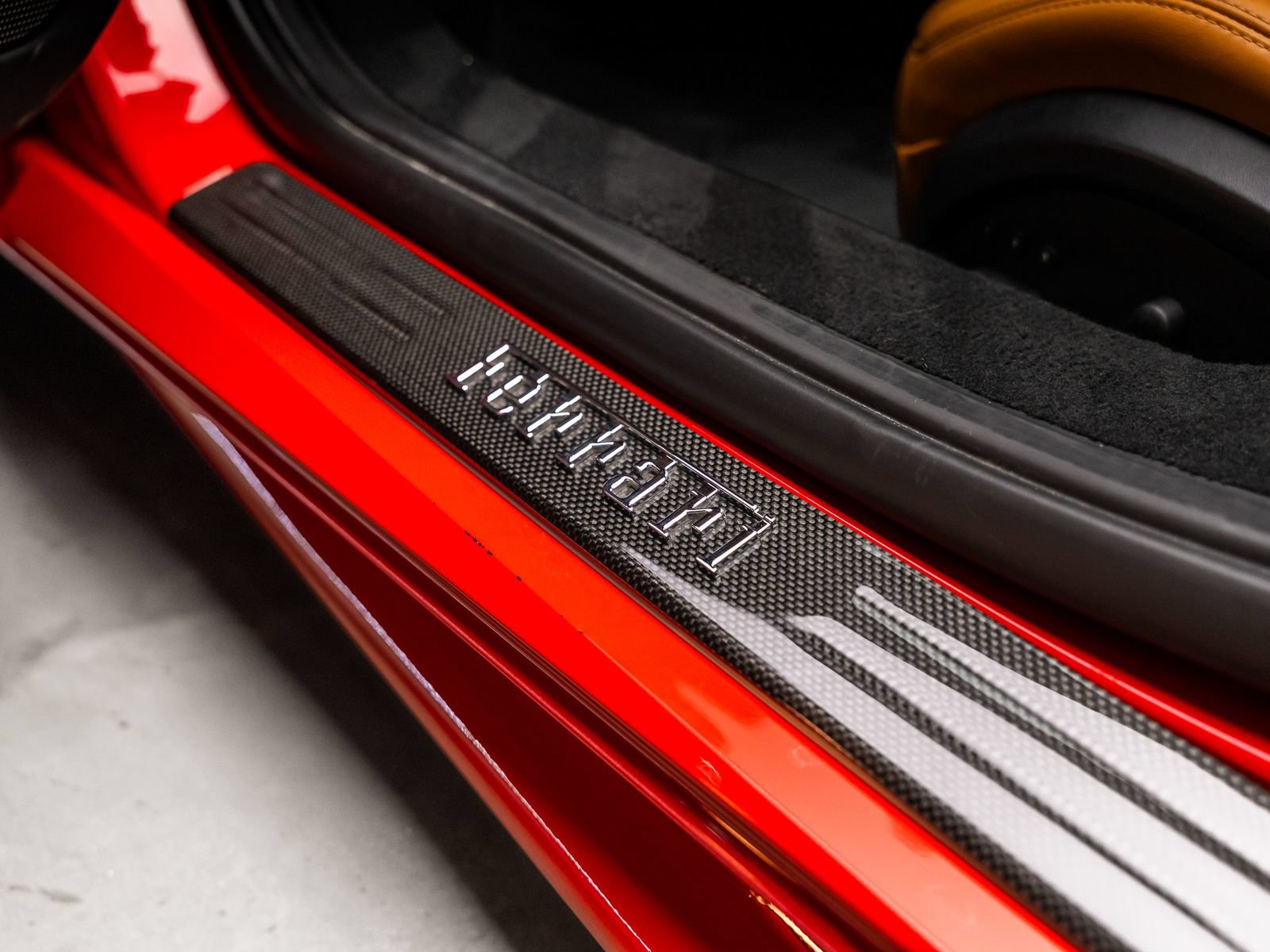 Used 2018 Ferrari 488 GTB RWD image 60