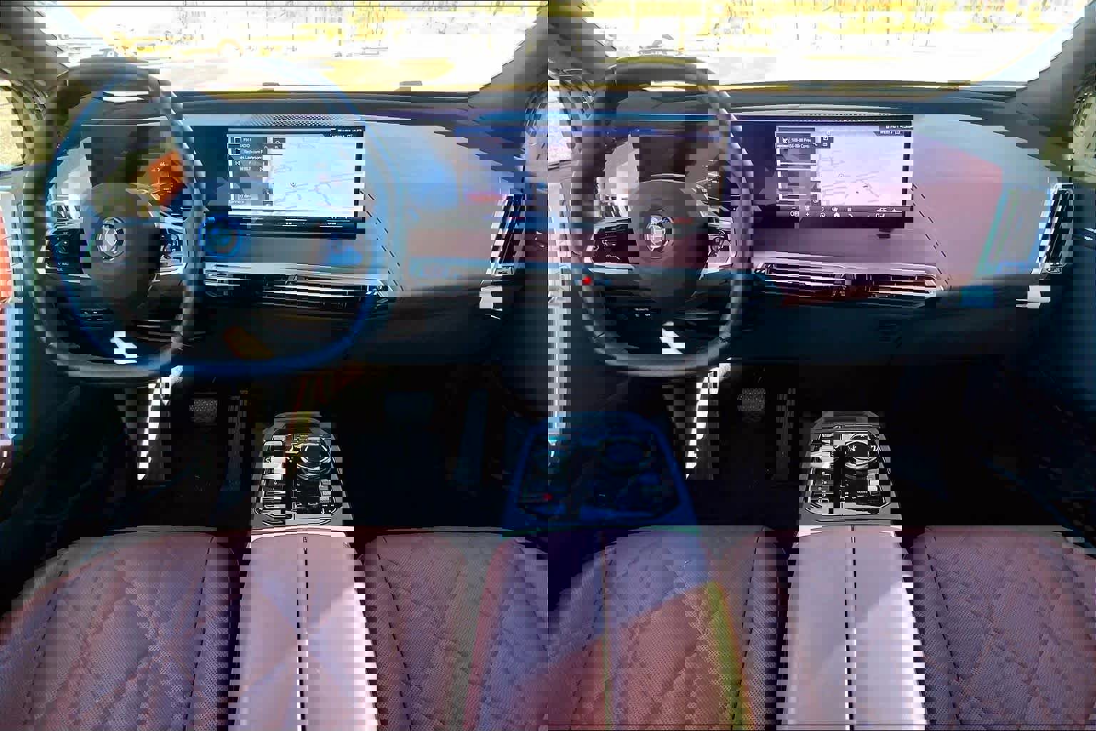 New 2025 BMW iX xDrive50 w/ Premium Package image 5