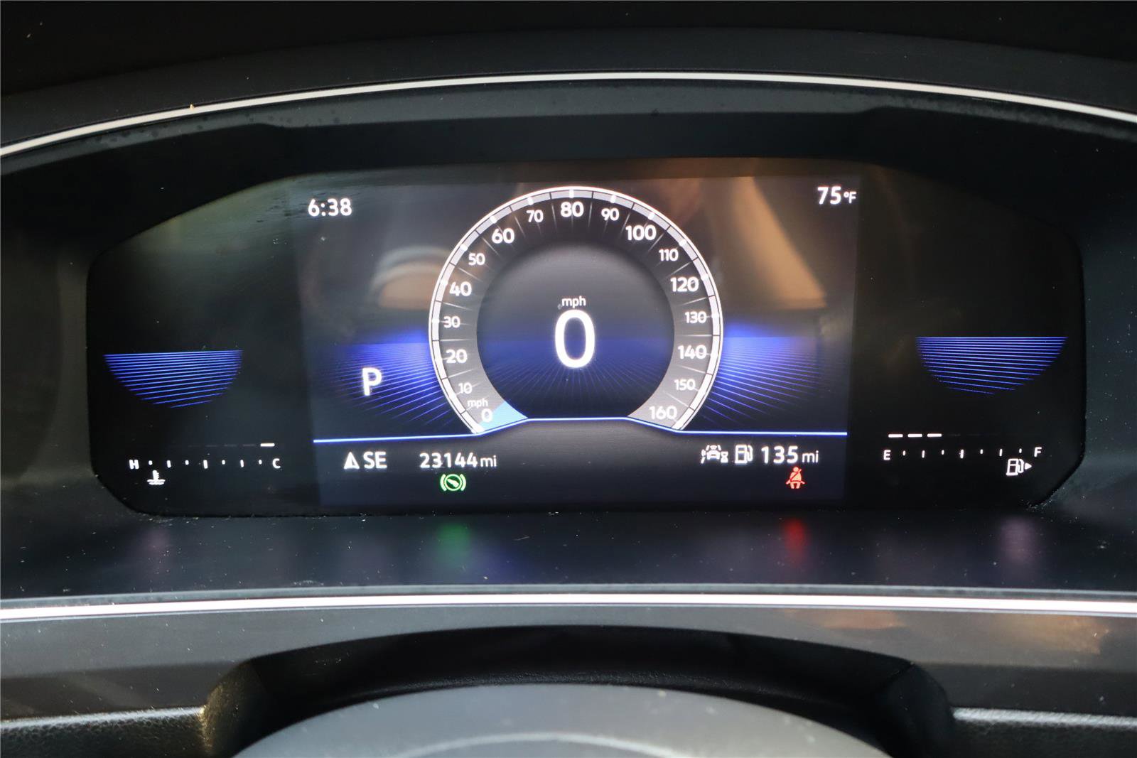 Certified 2024 Volkswagen Tiguan SE FWD image 18