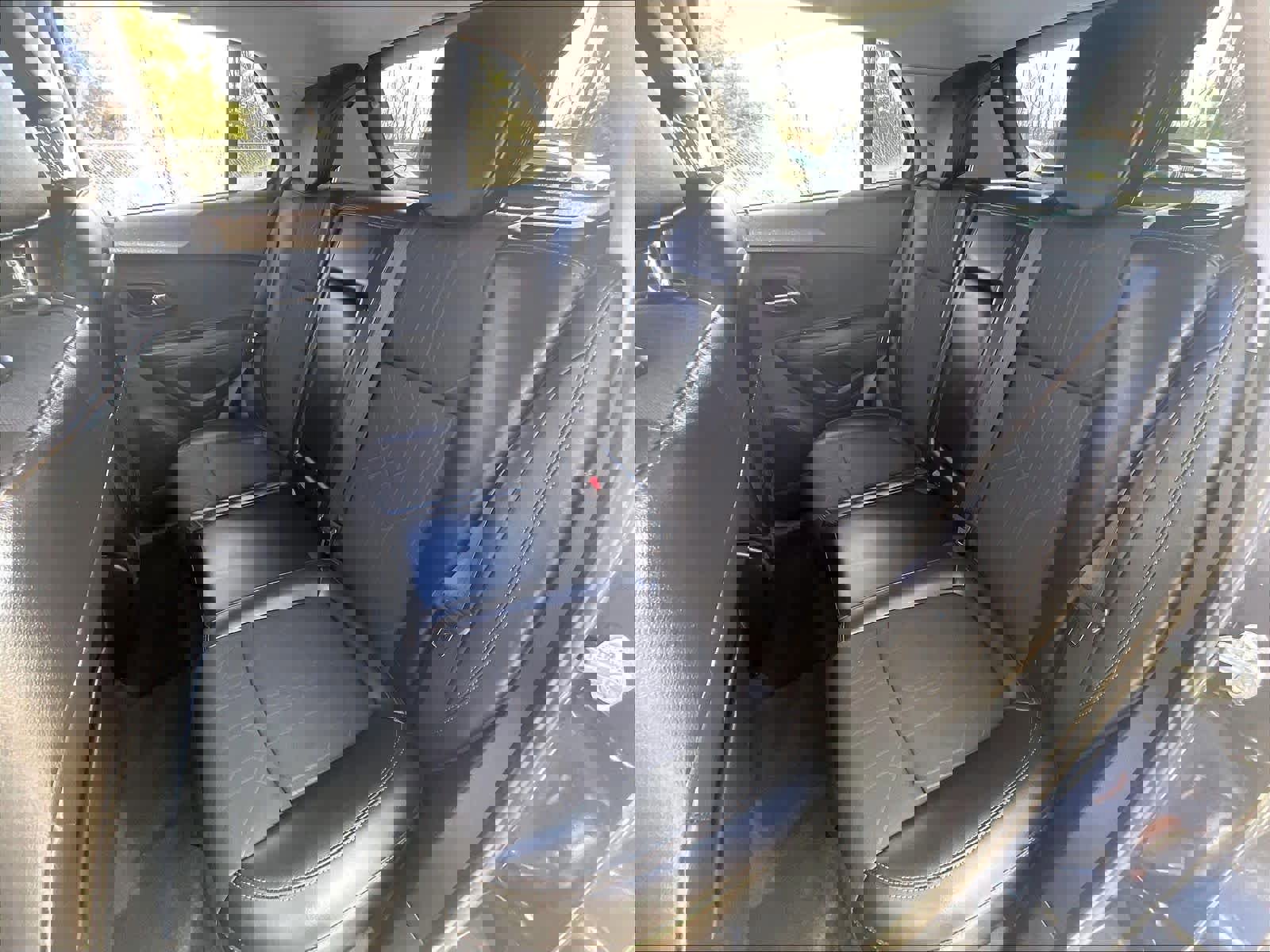 Used 2019 Chevrolet Trax LT w/ Sun & Sound Package image 14