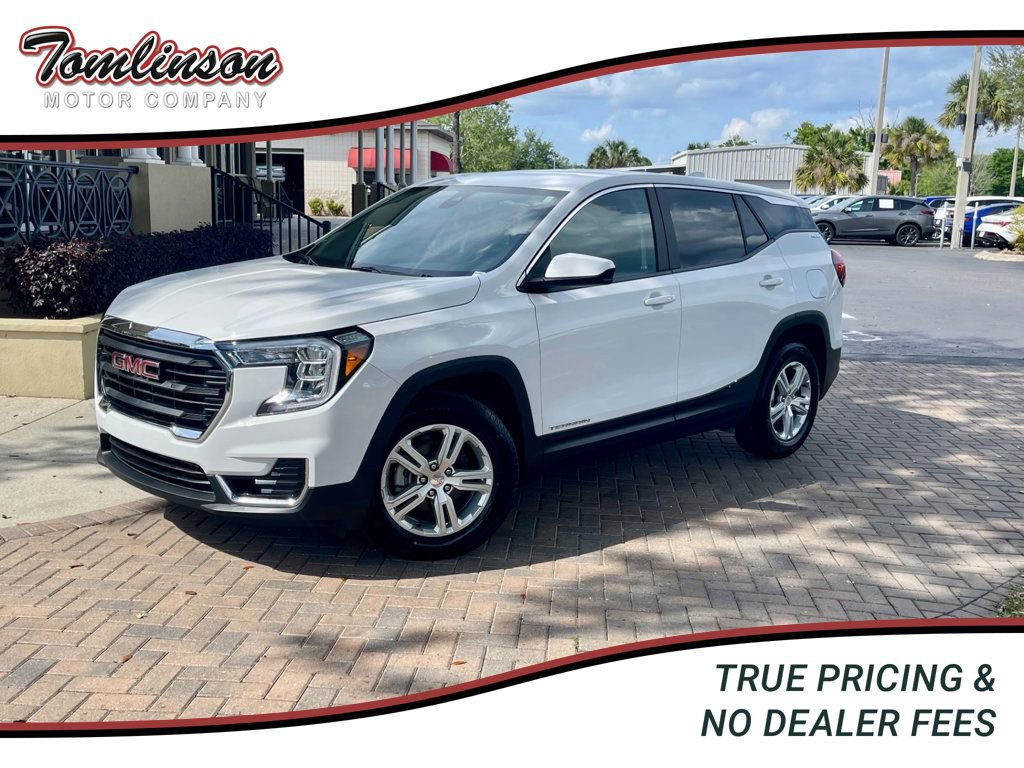 Used 2024 GMC Terrain SLE image 1