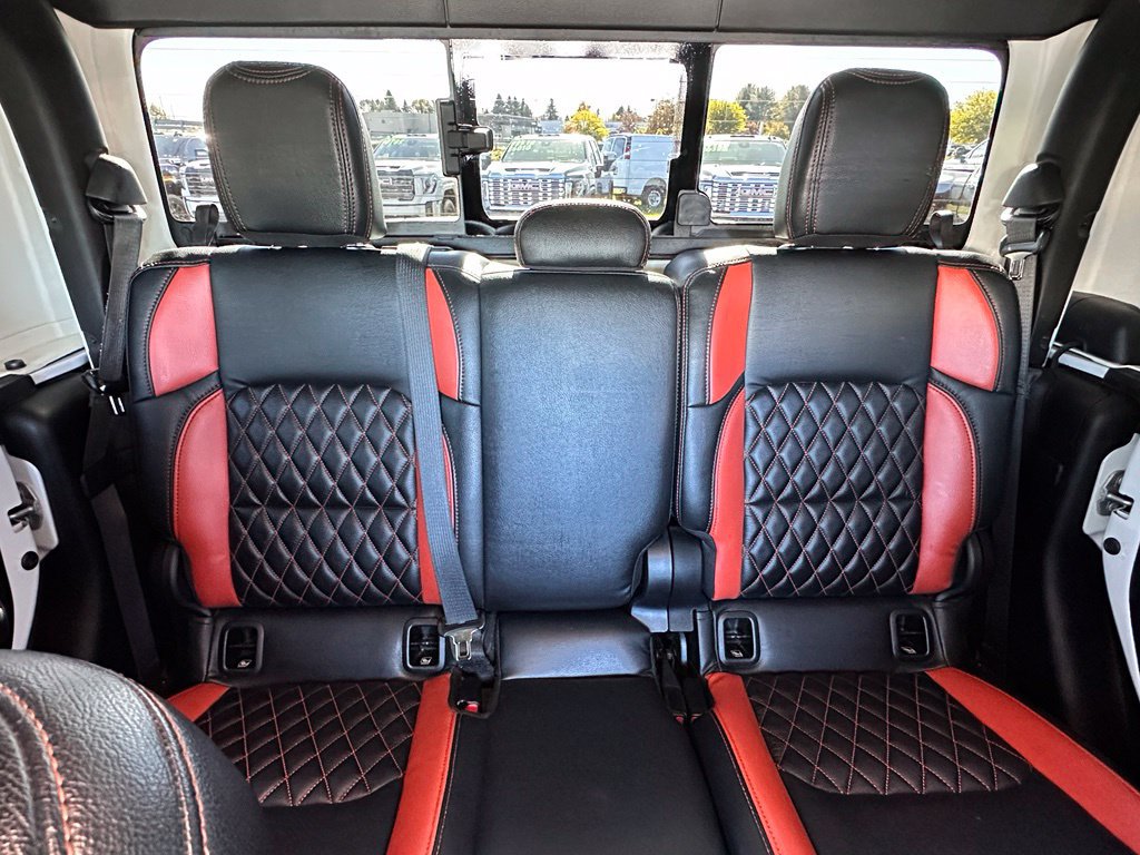 Used 2023 Jeep Gladiator Mojave w/ LED Lighting Group AWD/4WD image 26