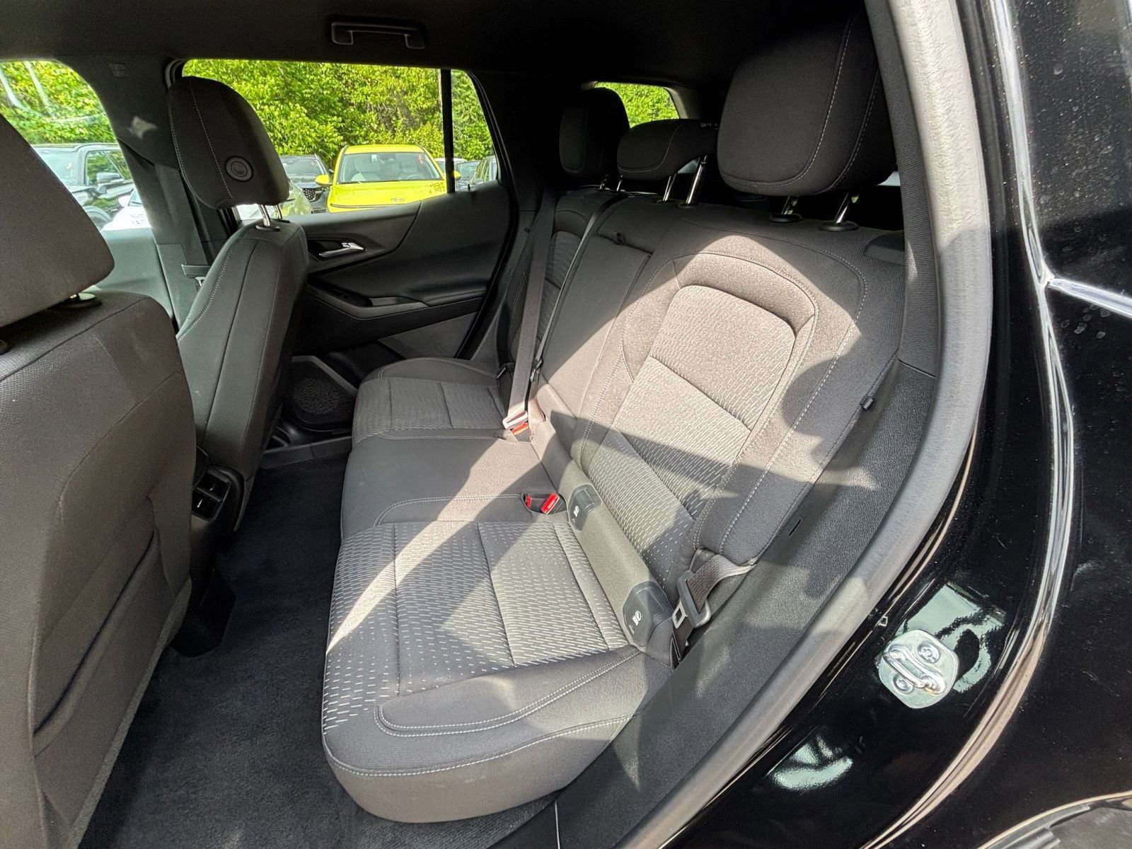 Used 2025 Chevrolet Equinox LT FWD image 36